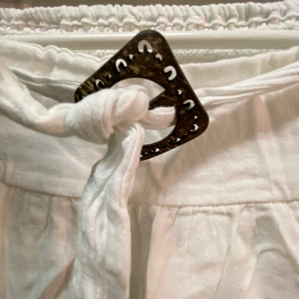 Skirt - Picture 2 of 3